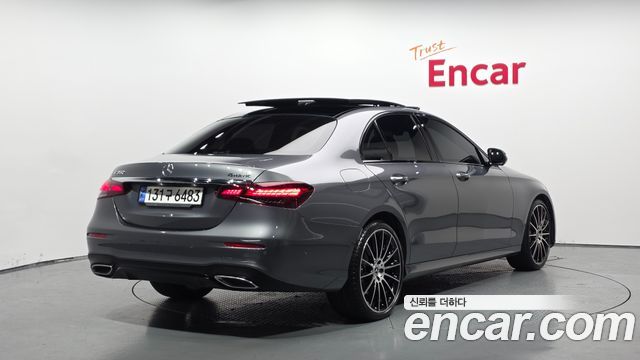 Mercedes-Benz E-Class (W213) E350 4MATIC AMG Line 2023 — фото 2