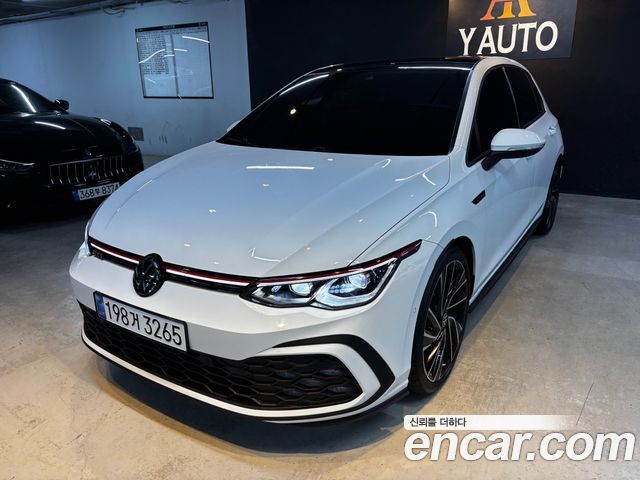 Volkswagen Golf (VIII) 2.0 GTI