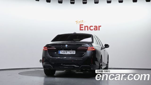 BMW 5 Series (G60) 530i xDrive M Sport 2024 — фото 4