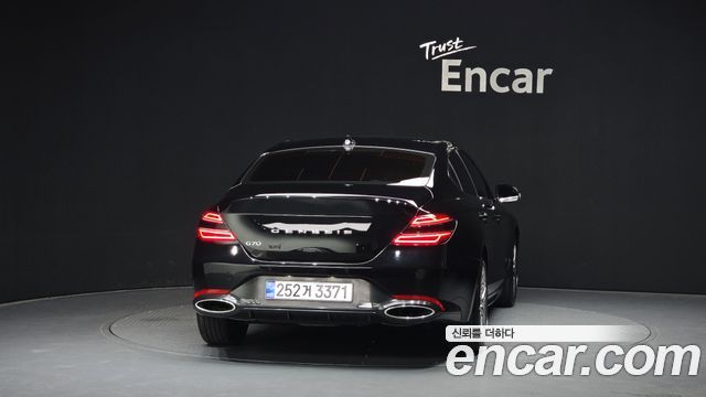 Genesis G70 Gasoline 2.0T 2WD 2022 — фото 4