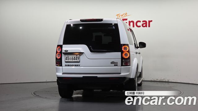 Land Rover Discovery 4 3.0 SDV6 SE 2015 — фото 4