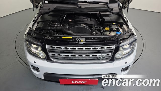 Land Rover Discovery 4 3.0 SDV6 SE 2015 — фото 6