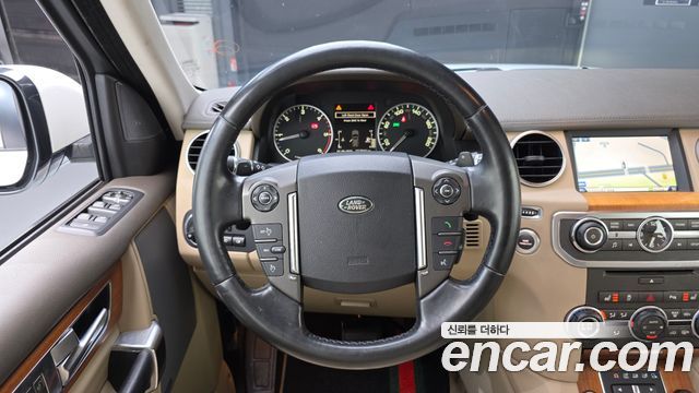 Land Rover Discovery 4 3.0 SDV6 SE 2015 — фото 13