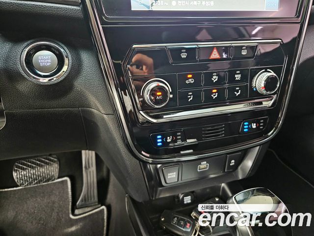 KG Mobility (SsangYong) Very New Tivoli Gasoline 1.5 2WD V3 2021 — фото 18