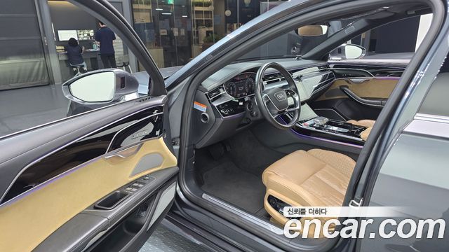 Audi A8 (D5) 55 TFSI Quattro LWB 2020 — фото 10