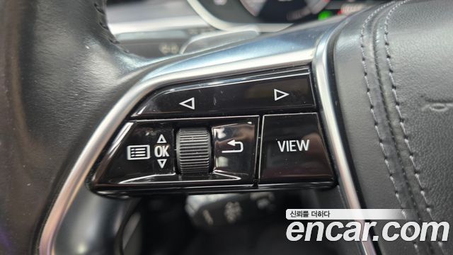 Audi A8 (D5) 55 TFSI Quattro LWB 2020 — фото 16