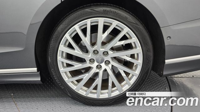 Audi A8 (D5) 55 TFSI Quattro LWB 2020 — фото 21