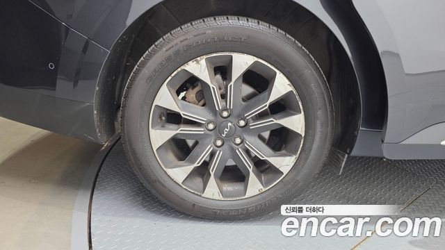 Kia Carnival (IV) Diesel 9-Seater Signature 2023 — фото 5