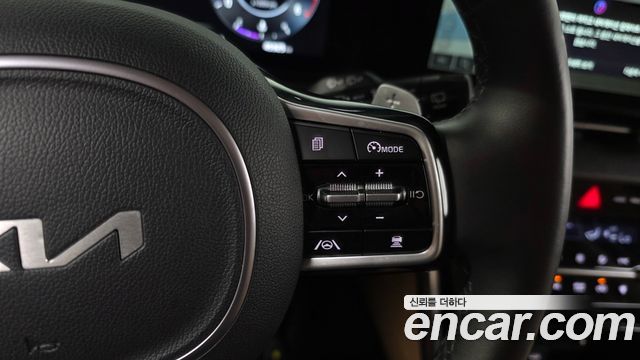 Kia Carnival (IV) Diesel 9-Seater Signature 2023 — фото 18