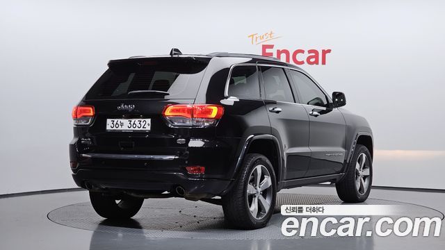 Jeep Grand Cherokee 3.0 Diesel Overland WK2 2015 — фото 2