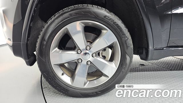 Jeep Grand Cherokee 3.0 Diesel Overland WK2 2015 — фото 5