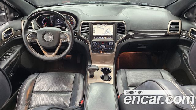 Jeep Grand Cherokee 3.0 Diesel Overland WK2 2015 — фото 7
