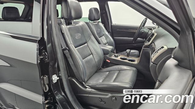 Jeep Grand Cherokee 3.0 Diesel Overland WK2 2015 — фото 11