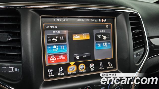 Jeep Grand Cherokee 3.0 Diesel Overland WK2 2015 — фото 16