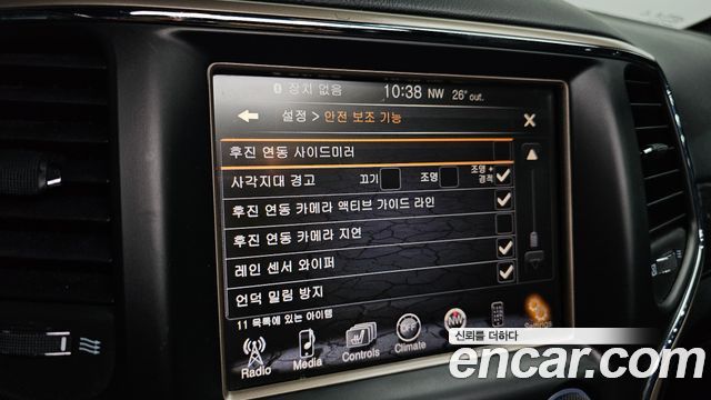 Jeep Grand Cherokee 3.0 Diesel Overland WK2 2015 — фото 17
