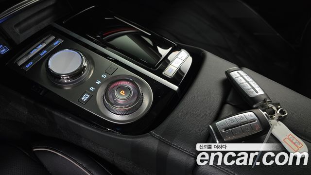 Genesis G80 (RG3) Gasoline 2.5 Turbo AWD 2024 — фото 9