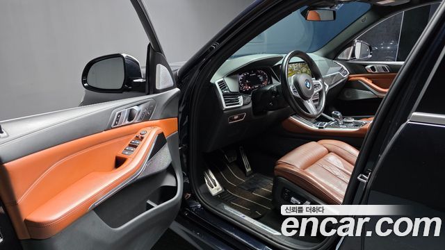 BMW X5 (G05) M50i 2022 — фото 10