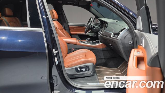 BMW X5 (G05) M50i 2022 — фото 32