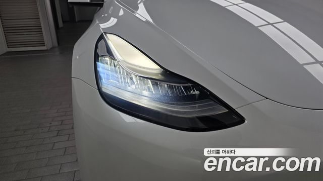 Tesla Model Y Long Range AWD 2021 — фото 22