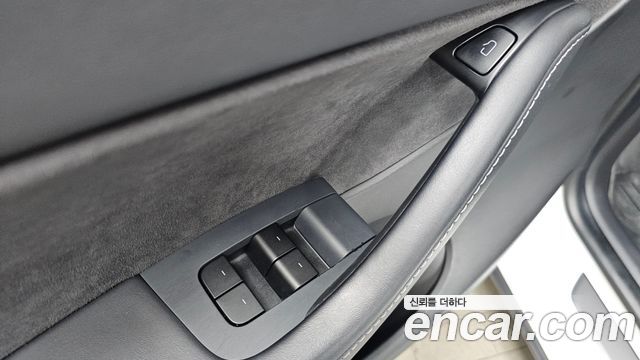 Tesla Model Y Long Range AWD 2021 — фото 27
