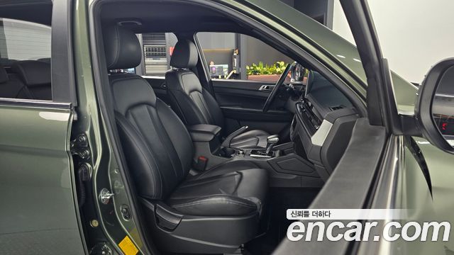 KG Mobility (SsangYong) Rexton Sports Khan Diesel 2.2 4WD Prestige 2024 — фото 10