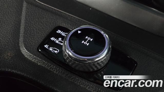 KG Mobility (SsangYong) Rexton Sports Khan Diesel 2.2 4WD Prestige 2024 — фото 18