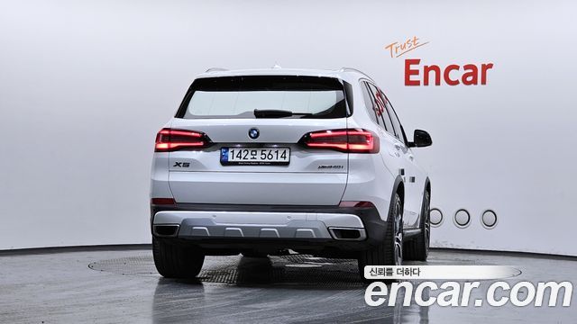 BMW X5 (G05) xDrive 40i xLine 2021 — фото 4