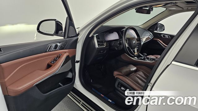 BMW X5 (G05) xDrive 40i xLine 2021 — фото 10