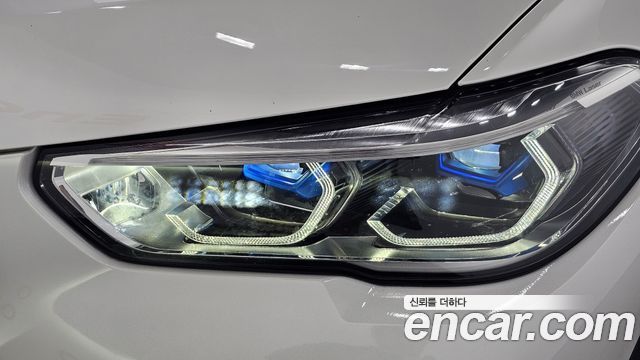 BMW X5 (G05) xDrive 40i xLine 2021 — фото 22