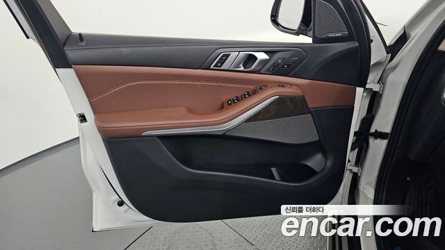 BMW X5 (G05) xDrive 40i xLine 2021 — фото 24