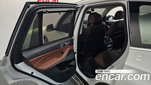 BMW X5 (G05) xDrive 40i xLine 2021 — фото 29