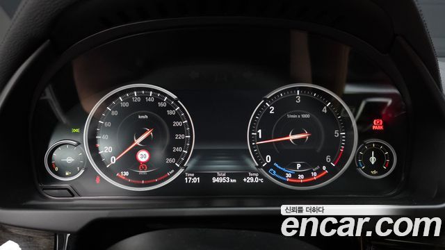 BMW X6 (F16) xDrive 30d 2017 — фото 8