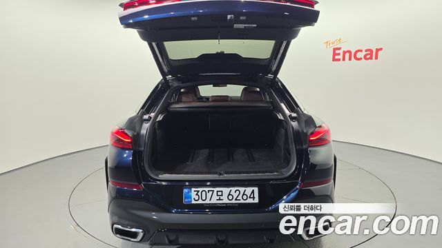 BMW X6 (G06) xDrive40i M Sport 2026 — фото 18