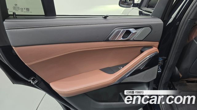 BMW X6 (G06) xDrive40i M Sport 2026 — фото 25