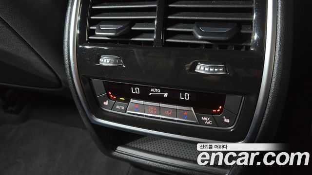 BMW X6 (G06) xDrive40i M Sport 2026 — фото 31