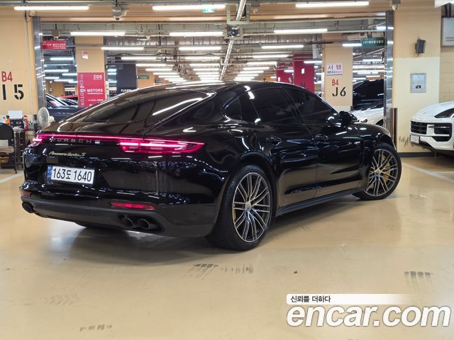 Porsche Panamera (971) 4.0 Turbo S E-Hybrid 2018 — фото 3