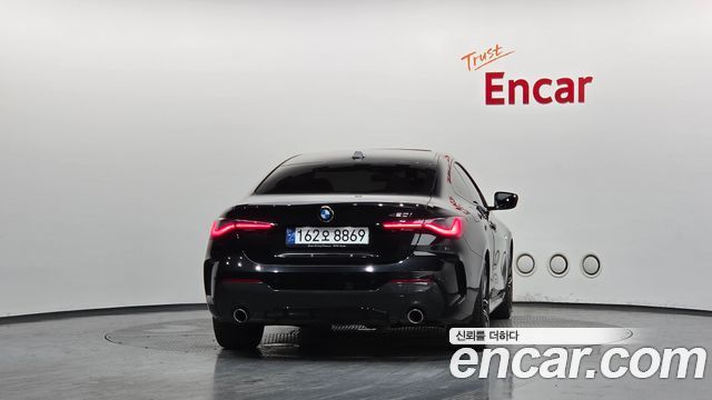 BMW 4 Series (G22) 420i M Sport Coupe 2024 — фото 4