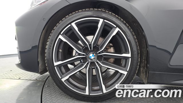 BMW 4 Series (G22) 420i M Sport Coupe 2024 — фото 5