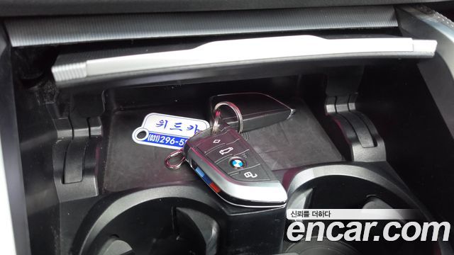 BMW 4 Series (G22) 420i M Sport Coupe 2024 — фото 33