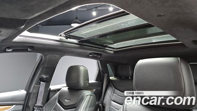 Cadillac XT5 3.6 Platinum 2018 — фото 16