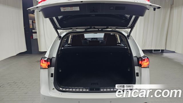 Lexus NX300h Executive 2015 — фото 18