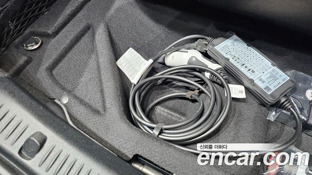 Mercedes-Benz E-Class (W213) E300e 4MATIC Exclusive 2022 — фото 31