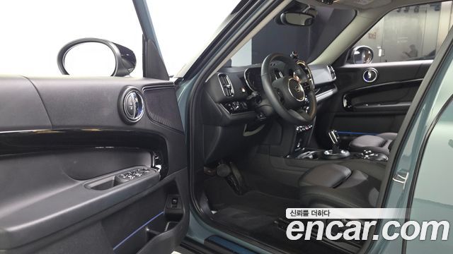 MINI Cooper Countryman Classic Plus Launch Pack 2nd Gen 2023 — фото 10