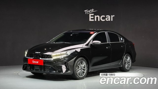 Kia K3 (II) 1.6 Prestige 2023 — фото 1
