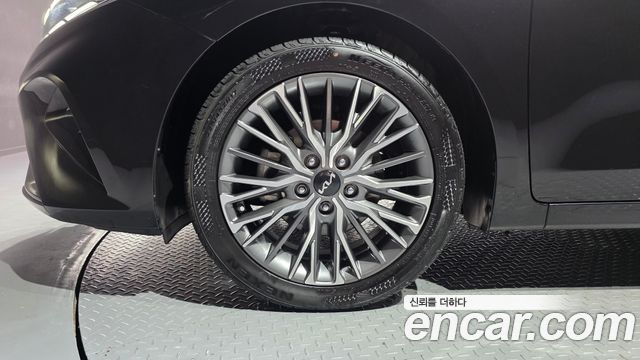 Kia K3 (II) 1.6 Prestige 2023 — фото 5