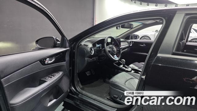 Kia K3 (II) 1.6 Prestige 2023 — фото 10