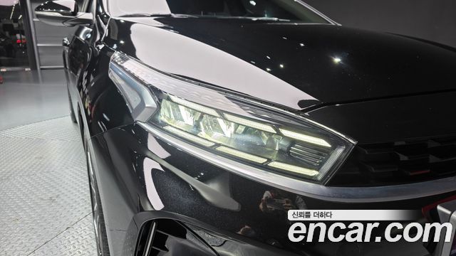 Kia K3 (II) 1.6 Prestige 2023 — фото 28
