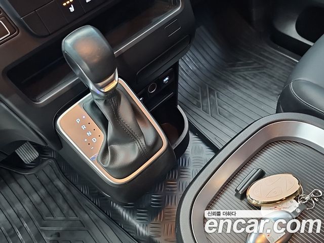 Hyundai Staria Cargo 3-Seater Modern 2025 — фото 8