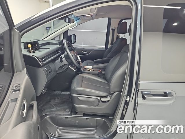 Hyundai Staria Cargo 3-Seater Modern 2025 — фото 15