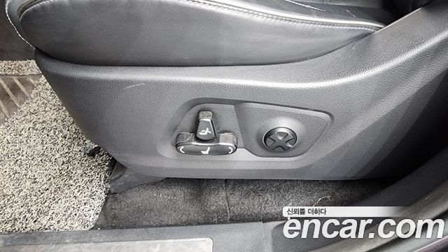 KG Mobility (SsangYong) Rexton Diesel 2.2 2WD Prestige 2021 — фото 31